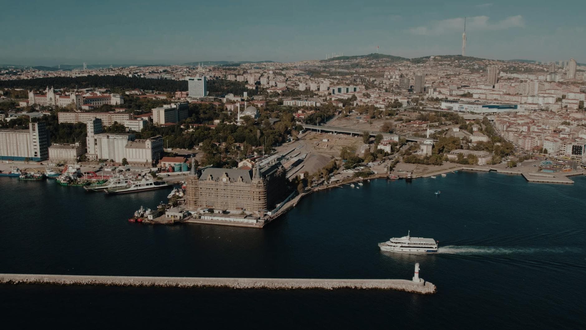 Kadıköy Noter Çalışma Saatleri ve En Yakın Noter Rehberi