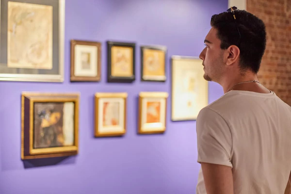 Kadıköy Sanat Galerileri Rehberi: Bağımsız 15+ Galeri ve Sergi Takibi