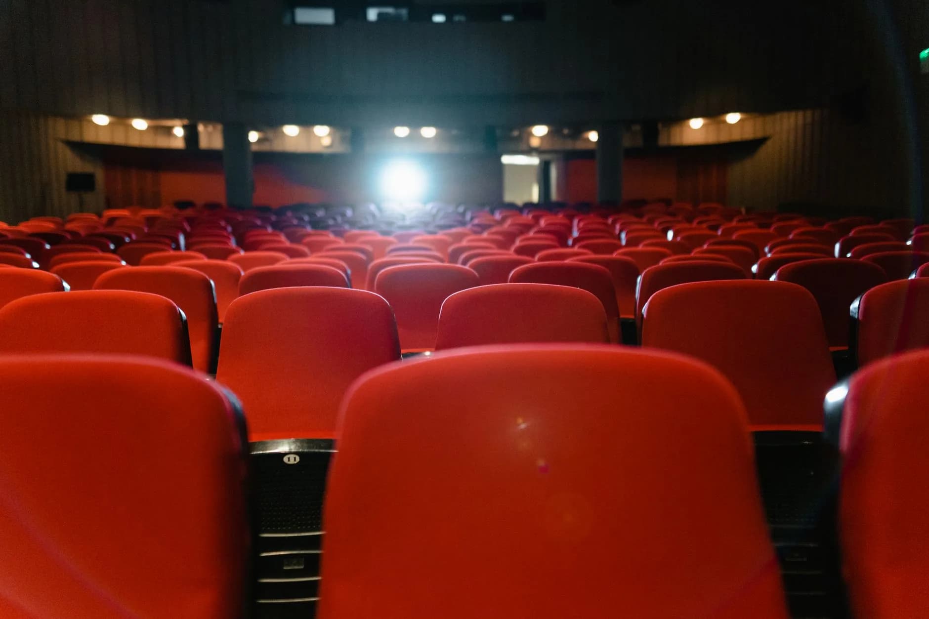Kadıköy Sineması: 1968'den Bugüne Bağımsız Sinema Kültürü