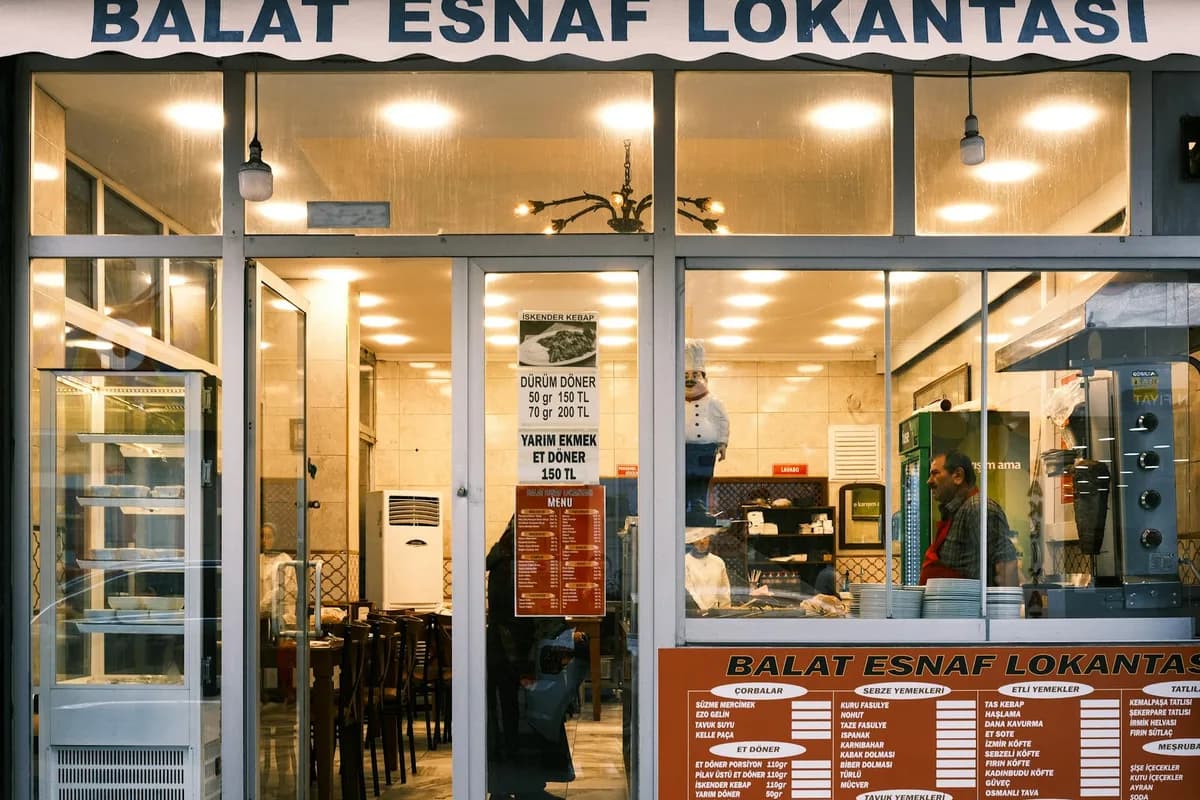 Kadıköy Ev Yemekleri ve Lokanta Rehberi: Günlük Menü ve Ev Lezzeti Mekanları