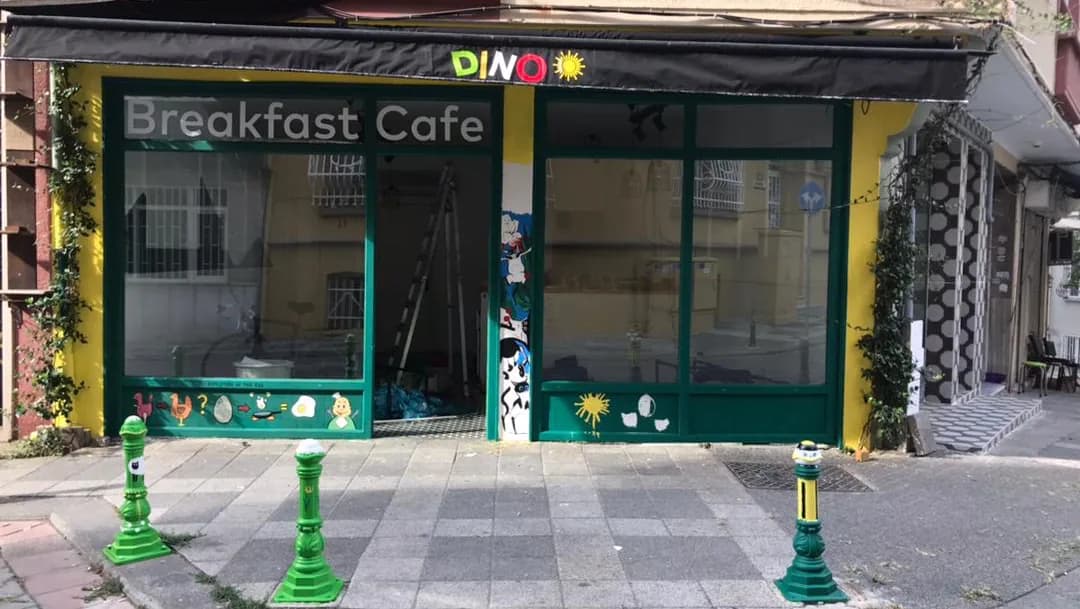 dino breakfast cafe