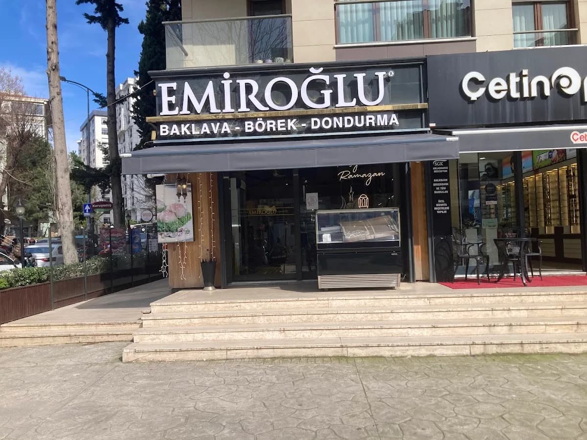 Emiroğlu Baklavaları