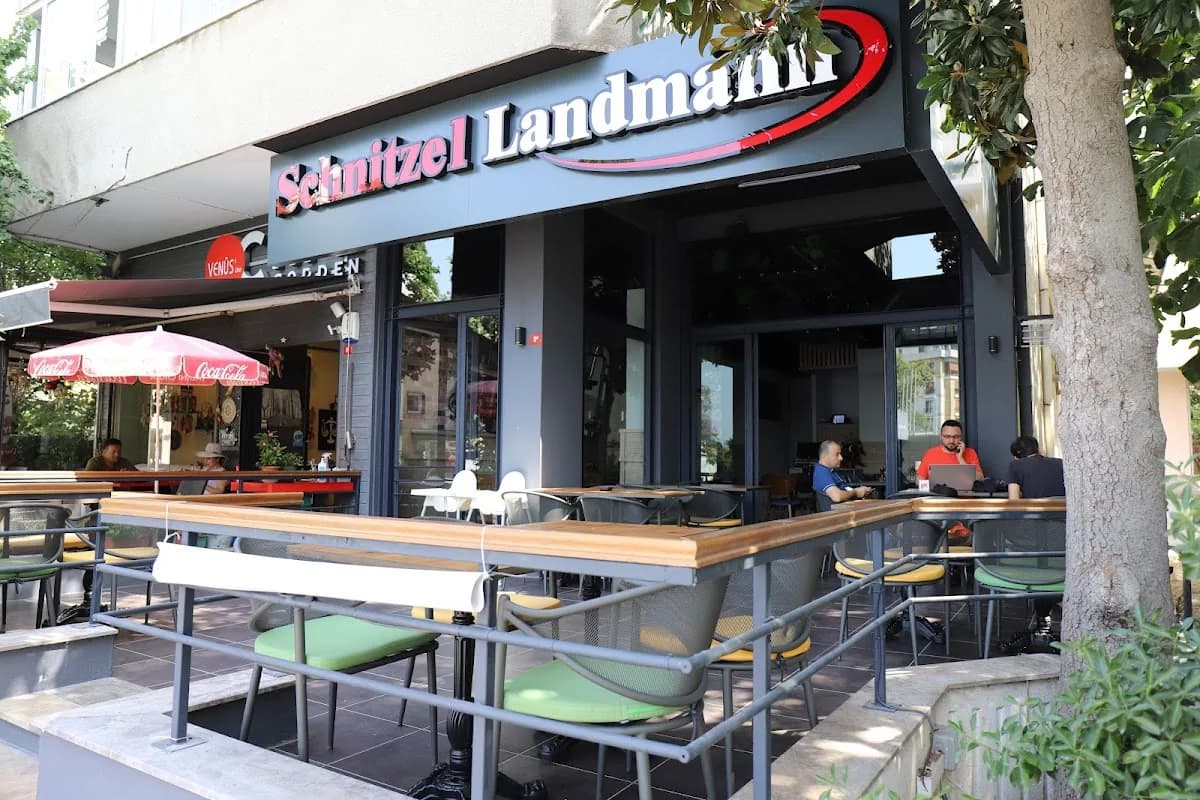 Schnitzel Landmann Zühtüpaşa