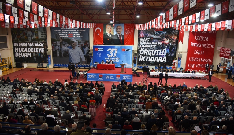 Kadıköy CHP’de yeni yönetim belli oldu - Kadıköy blog görseli