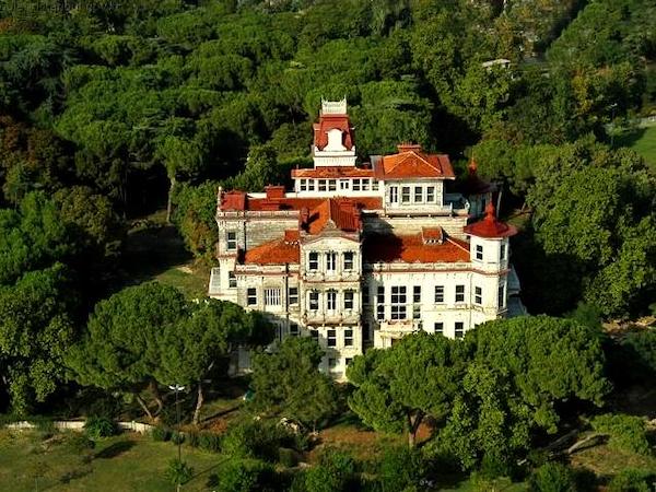 Ragıp Paşa Köşkü: İstanbul'un Tarihi Bir Cenneti - Kadıköy blog görseli