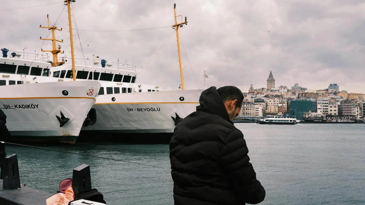 Kadıköy Balık Lokantaları Rehberi: Taze Deniz Ürünleri ve En İyi Balıkçılar - Kadıköy rehber görseli