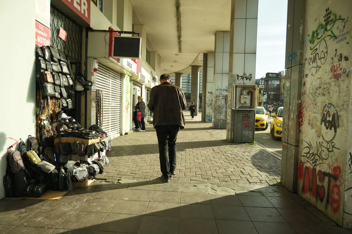 Kadıköy Sokak Sanatı Derin Turu: Yeldeğirmeni'nden Karakolhane'ye Tam Harita - Kadıköy rehber görseli