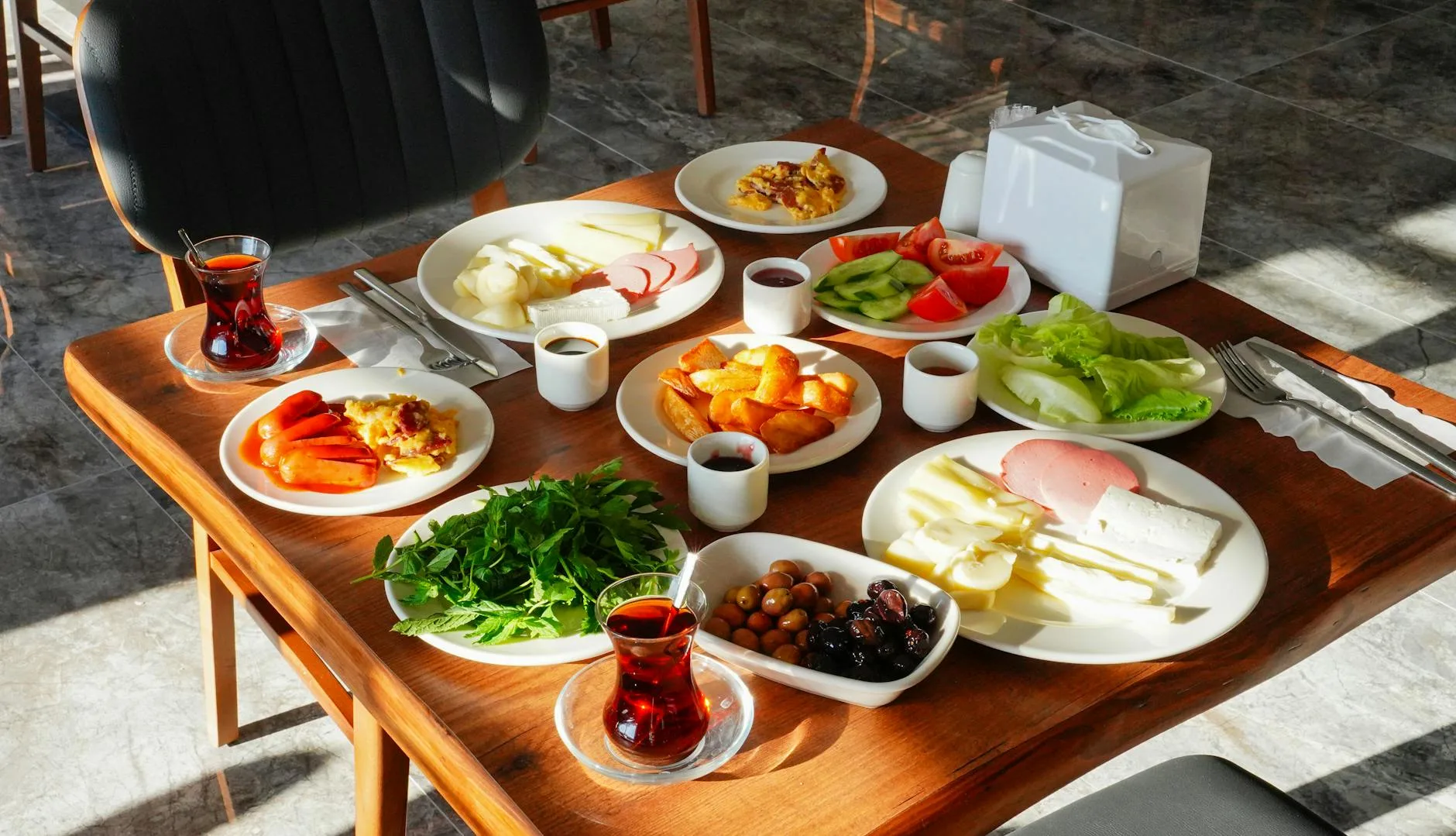 Kadıköy Yeme İçme Rehberi: Sabah Kahvaltısından Gece Yemeğine - Kadıköy ilişkili yazı