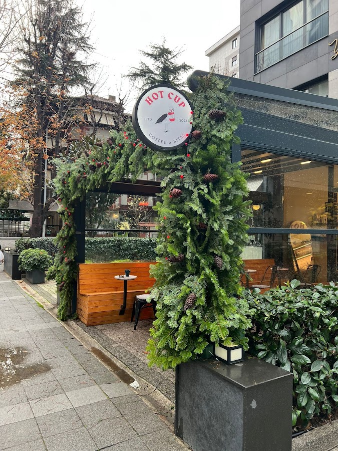 Hot Cup • Coffee & Bites • - Kadıköy işletme fotoğrafı