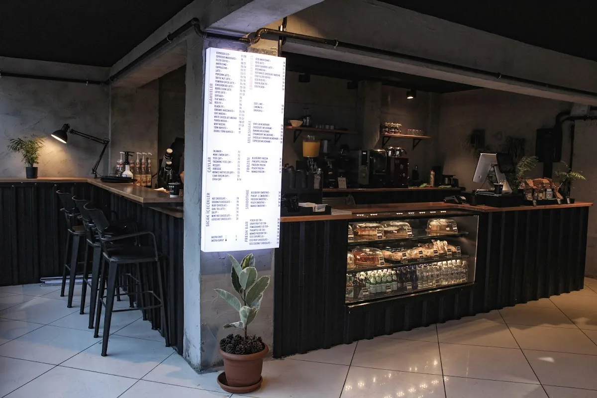 BLAK Coffee Co. Kazasker - Kadıköy işletme fotoğrafı