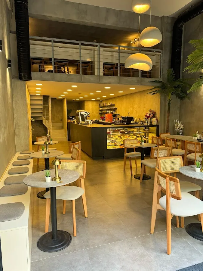 Chromia Patisserie By Furkan Yalçın - Kadıköy işletme fotoğrafı