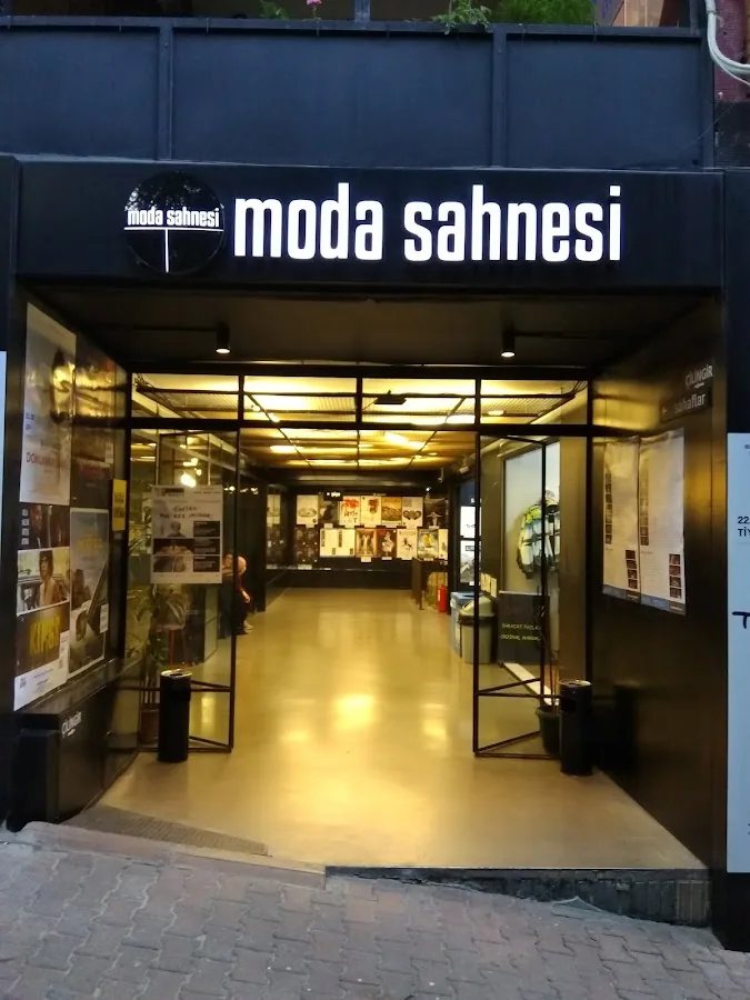 Eflatun Sahaf - Kadıköy işletme fotoğrafı