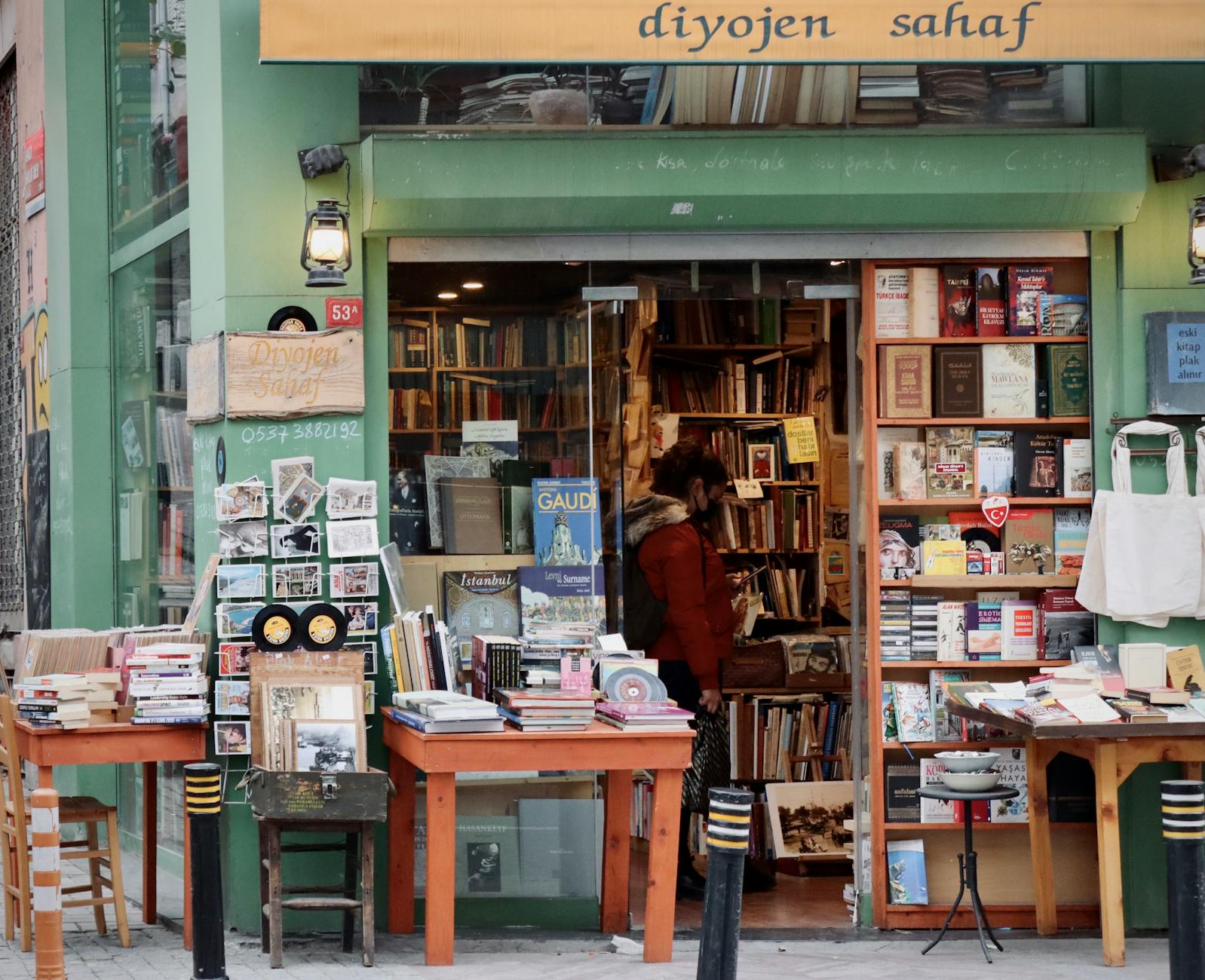 Gece sahaf - Kadıköy işletme fotoğrafı