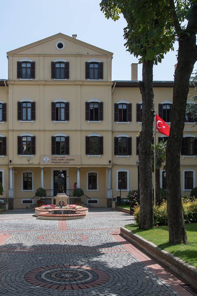 İstanbul Özel Saint-Joseph Fransız Lisesi - Kadıköy işletme fotoğrafı