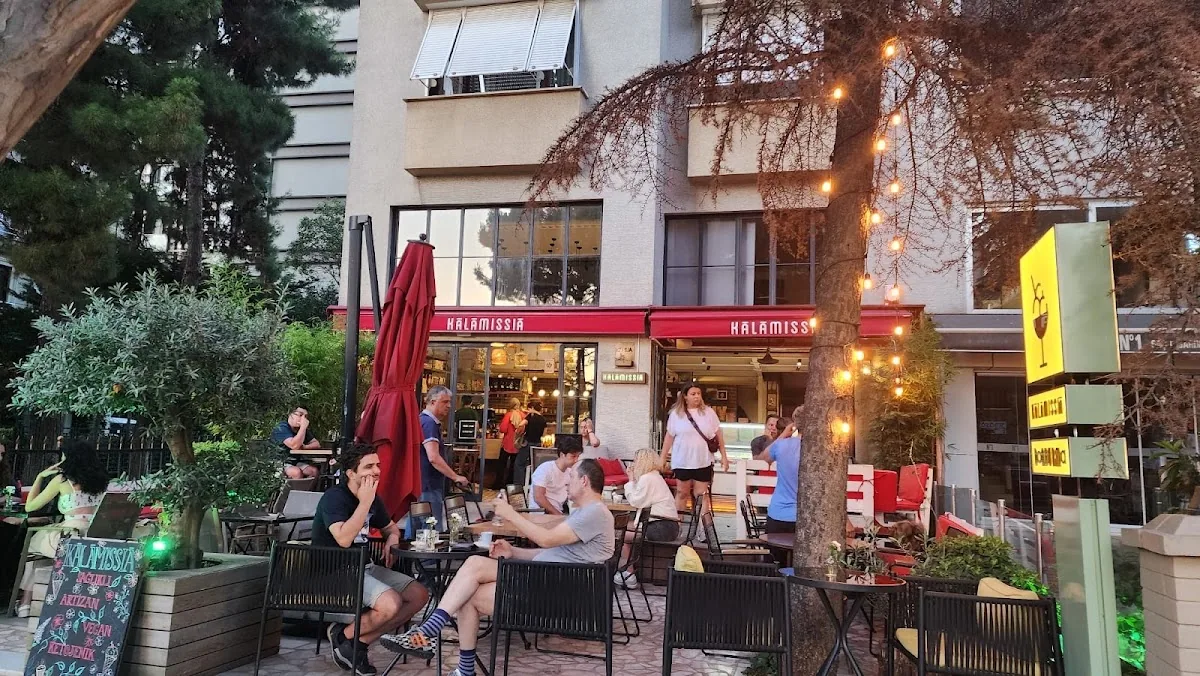 KALAMİSSİA KAFE & KALAMÍSSÍA DONDURMA - Kadıköy işletme fotoğrafı