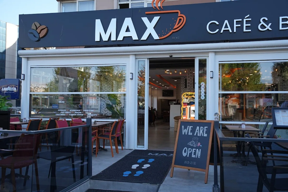 Max Cafe & Bakery - Kadıköy işletme fotoğrafı