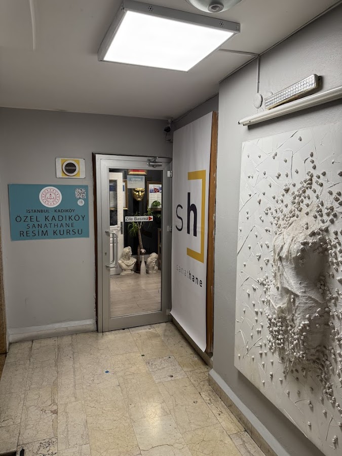 Sanathane Güzel Sanatlar Eğitim Merkezi - Kadıköy işletme fotoğrafı
