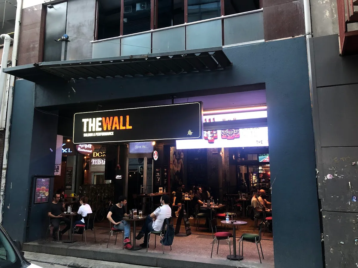 The Wall Bar - Kadıköy işletme fotoğrafı