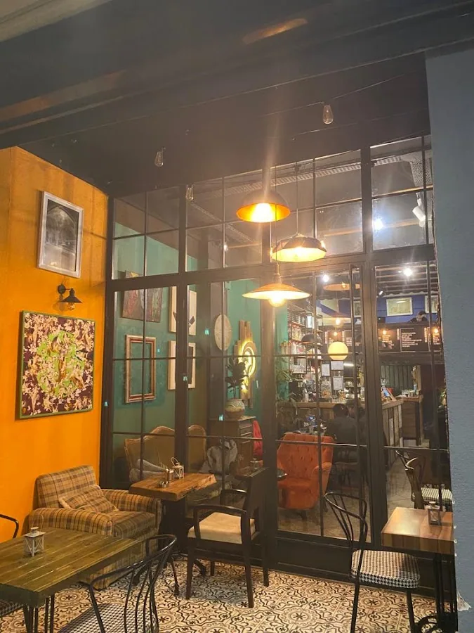 Yana Café - Kadıköy işletme fotoğrafı