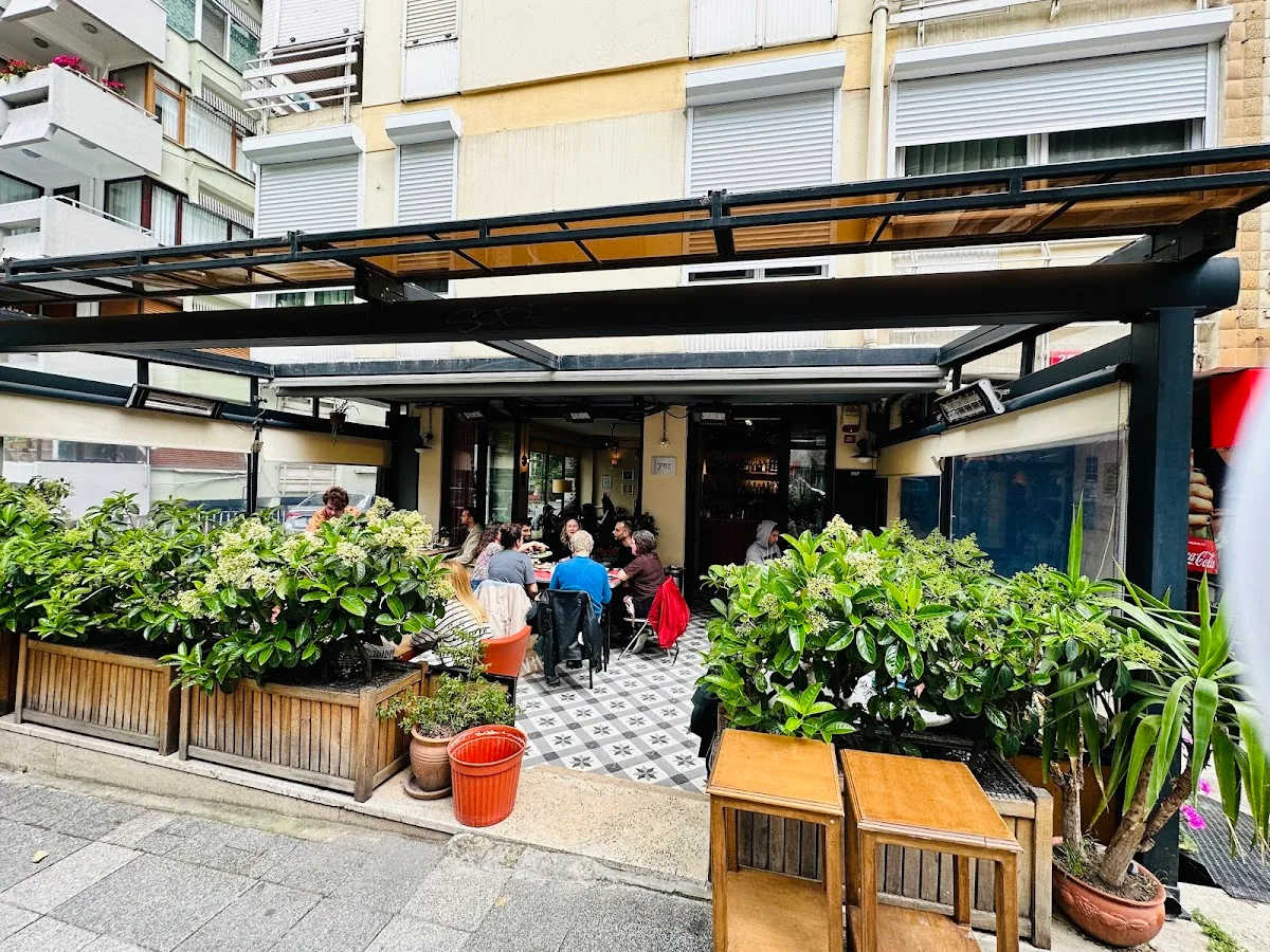 Yer Cafe - Kadıköy işletme fotoğrafı
