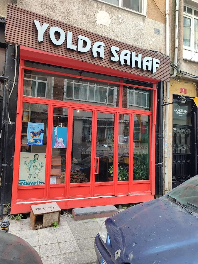 Yolda Sahaf Kafe - Kadıköy işletme fotoğrafı