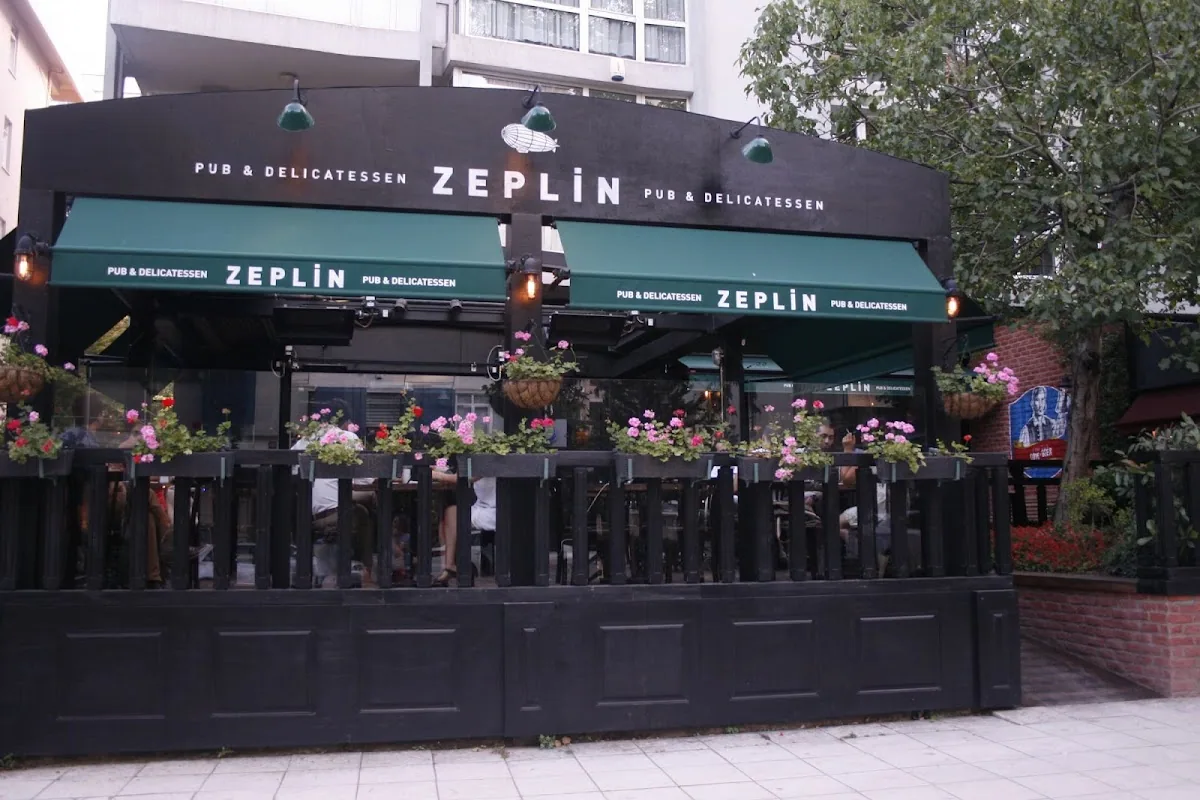 Zeplin Pub&Delicatessen Cadde - Kadıköy işletme fotoğrafı