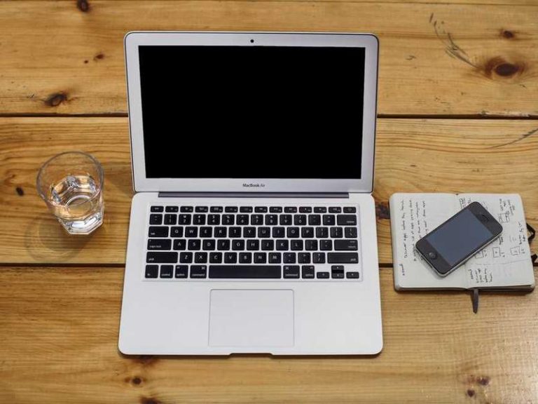 FilmTAK - Şairini Bekleyen Sandalye - Kadıköy