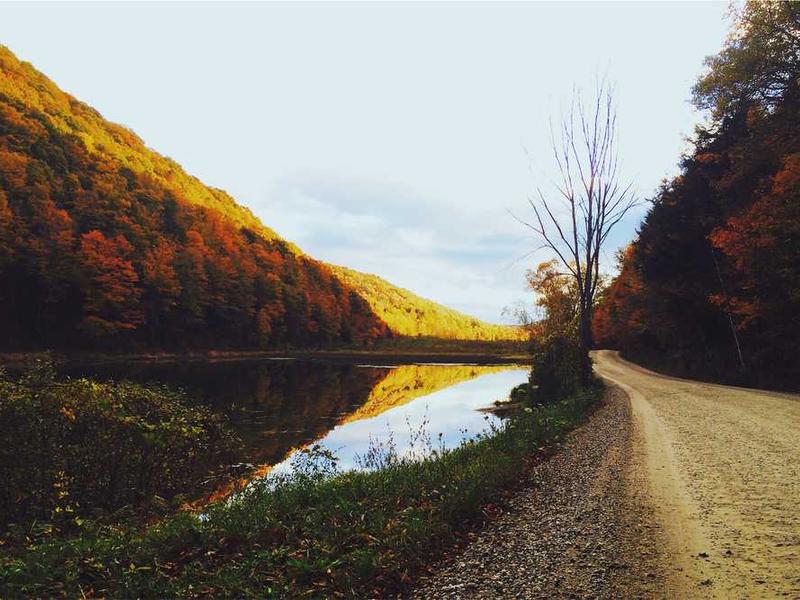Piraye “Taş Plak Meyhanesi”