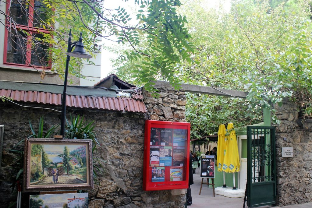 Nazım Hikmet Kültür Merkezi Kadıköy: Sanatın İçinde Bir Durak